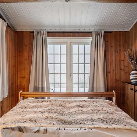 Th589- Large Ski-in Out In Trysilfjell With Sauna, Hottub シャレー Innbygda