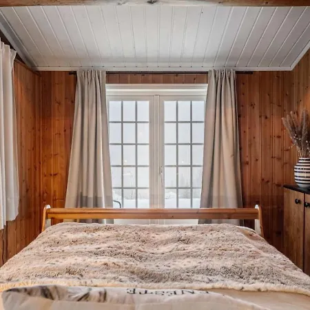 Ski-in Out Trysil Cabin, Sauna, 13 Guests Шале *