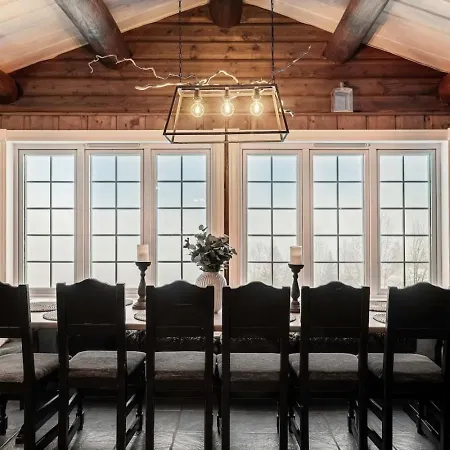 Шале Ski-in Out Trysil Cabin, Sauna, 13 Guests Innbygda